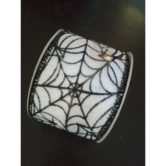 Halloween wired ribbon spiderwebs 25' long black & white - Picture 3 of 5